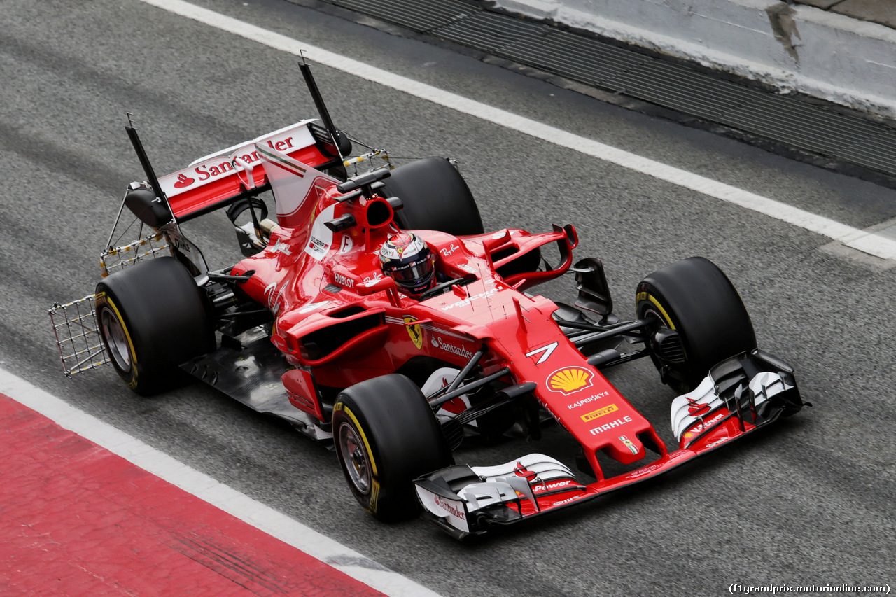 TEST F1 BARCELLONA 8 MARZO, Kimi Raikkonen (FIN) Ferrari SF70H running sensor equipment.
08.03.2017.