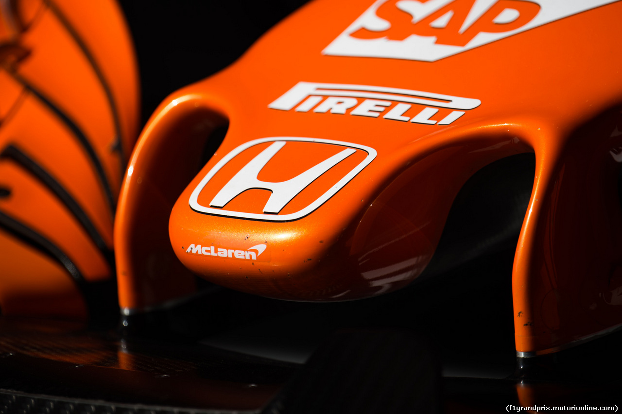 TEST F1 BARCELLONA 9 MARZO, McLaren MCL32 nosecone.
09.03.2017.