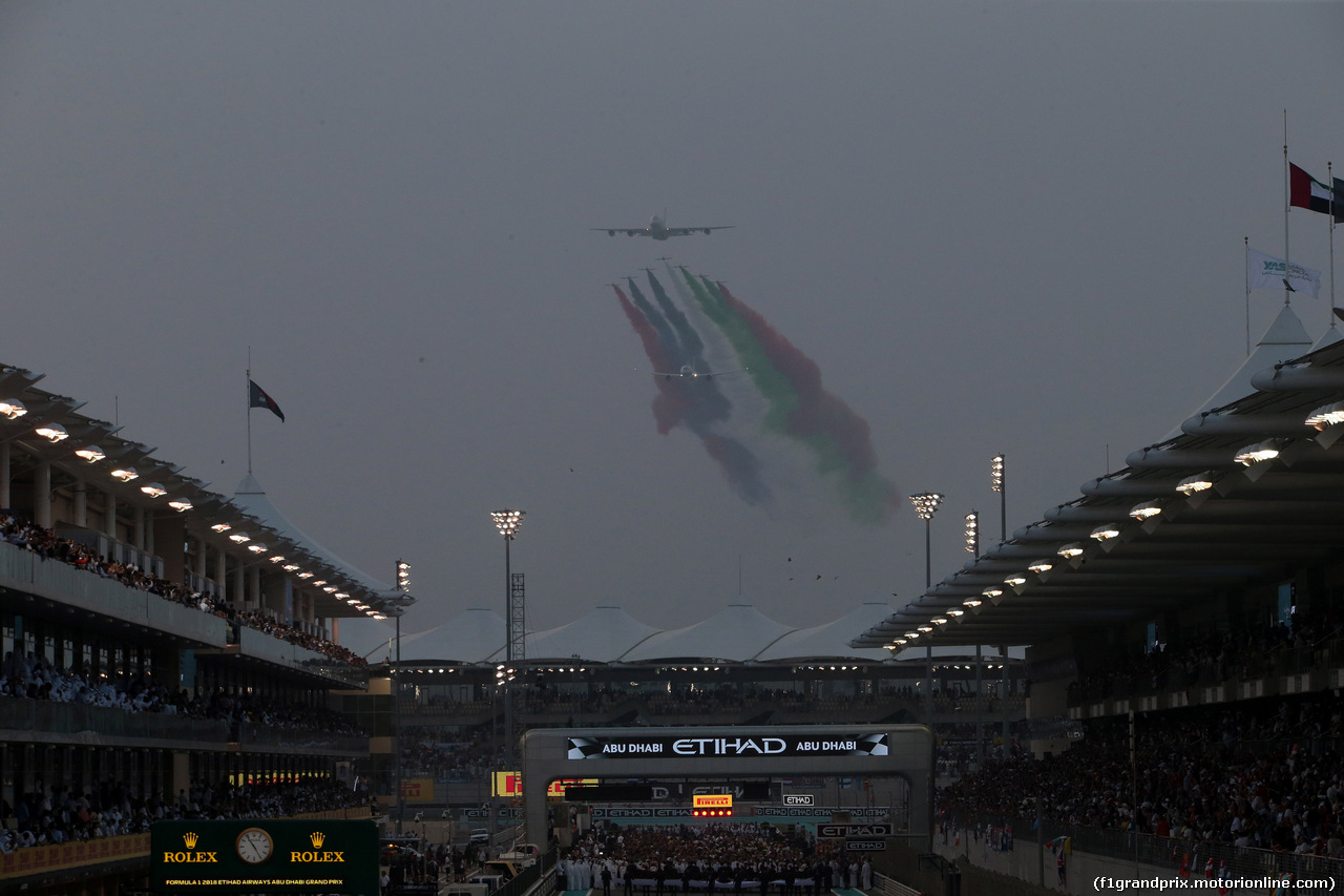 GP ABU DHABI, 25.11.2018 - Gara, Air display