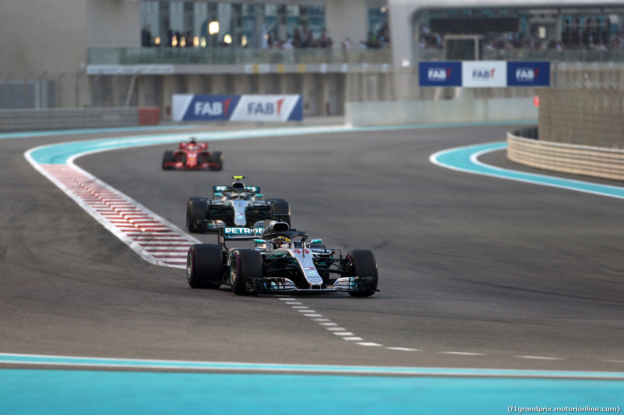 GP ABU DHABI, 25.11.2018 - Gara, Lewis Hamilton (GBR) Mercedes AMG F1 W09