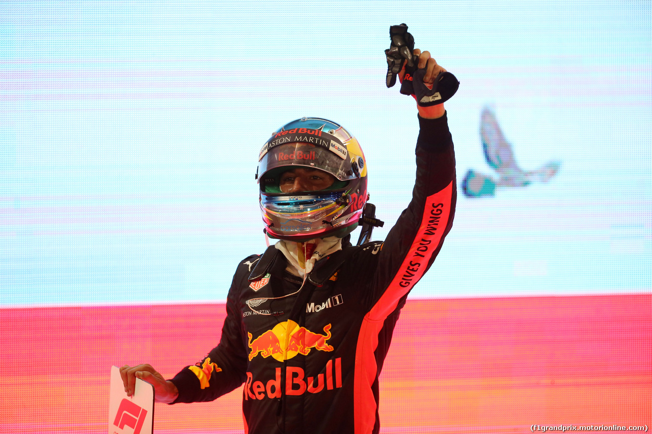 GP ABU DHABI, 25.11.2018 - Gara, Daniel Ricciardo (AUS) Red Bull Racing RB14