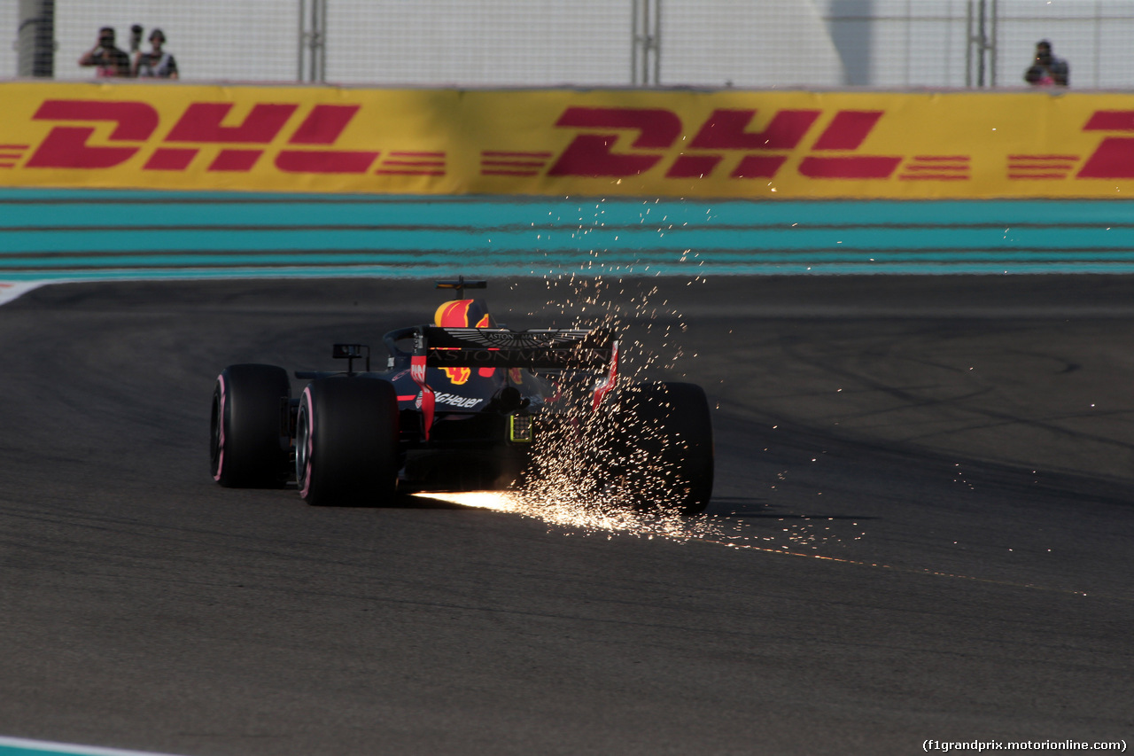 GP ABU DHABI, 24.11.2018 - Prove Libere 3, Daniel Ricciardo (AUS) Red Bull Racing RB14