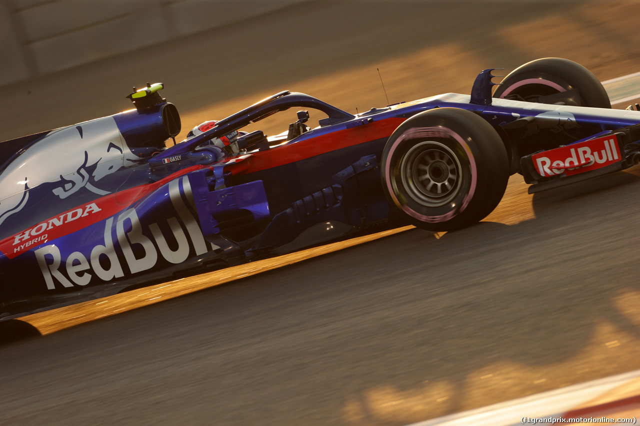 GP ABU DHABI, 24.11.2018 - Qualifiche, Pierre Gasly (FRA) Scuderia Toro Rosso STR13