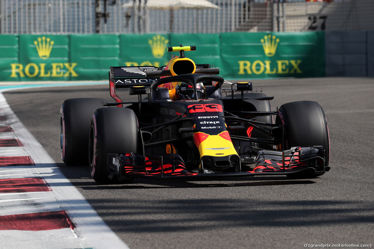 GP ABU DHABI, 23.11.2018 - Prove Libere 1, Max Verstappen (NED) Red Bull Racing RB14