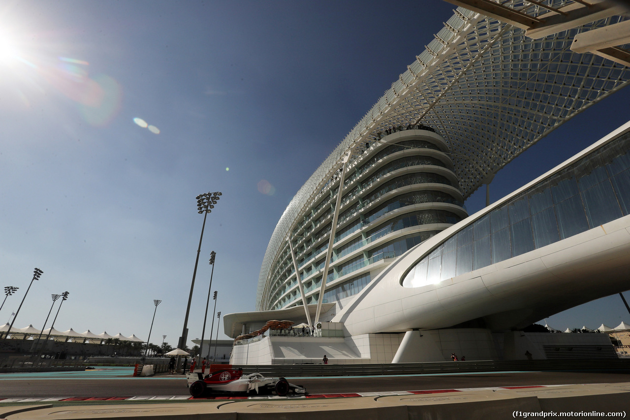 GP ABU DHABI, 23.11.2018 - Prove Libere 1, Marcus Ericsson (SUE) Sauber C37