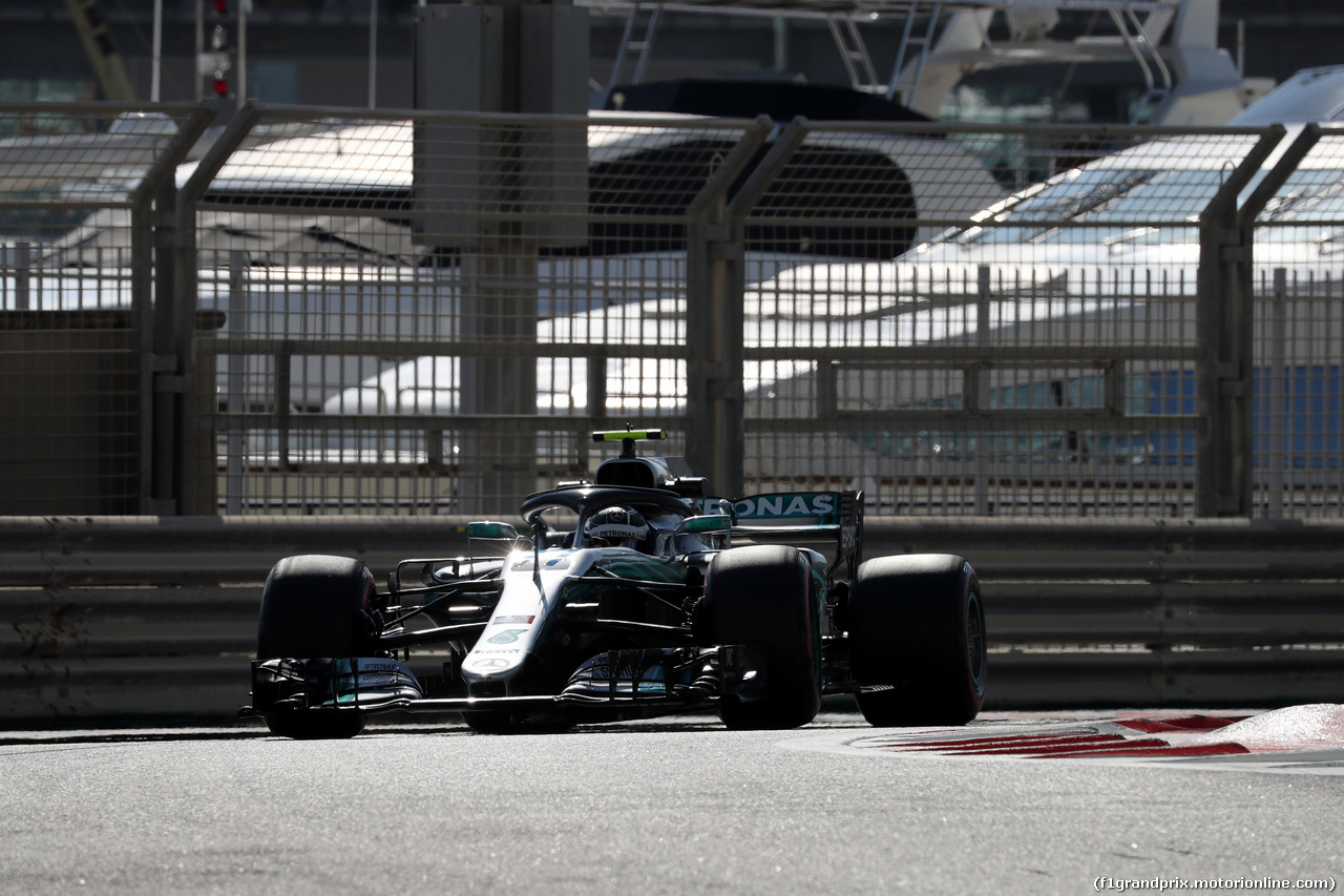 GP ABU DHABI, 23.11.2018 - Prove Libere 1, Valtteri Bottas (FIN) Mercedes AMG F1 W09