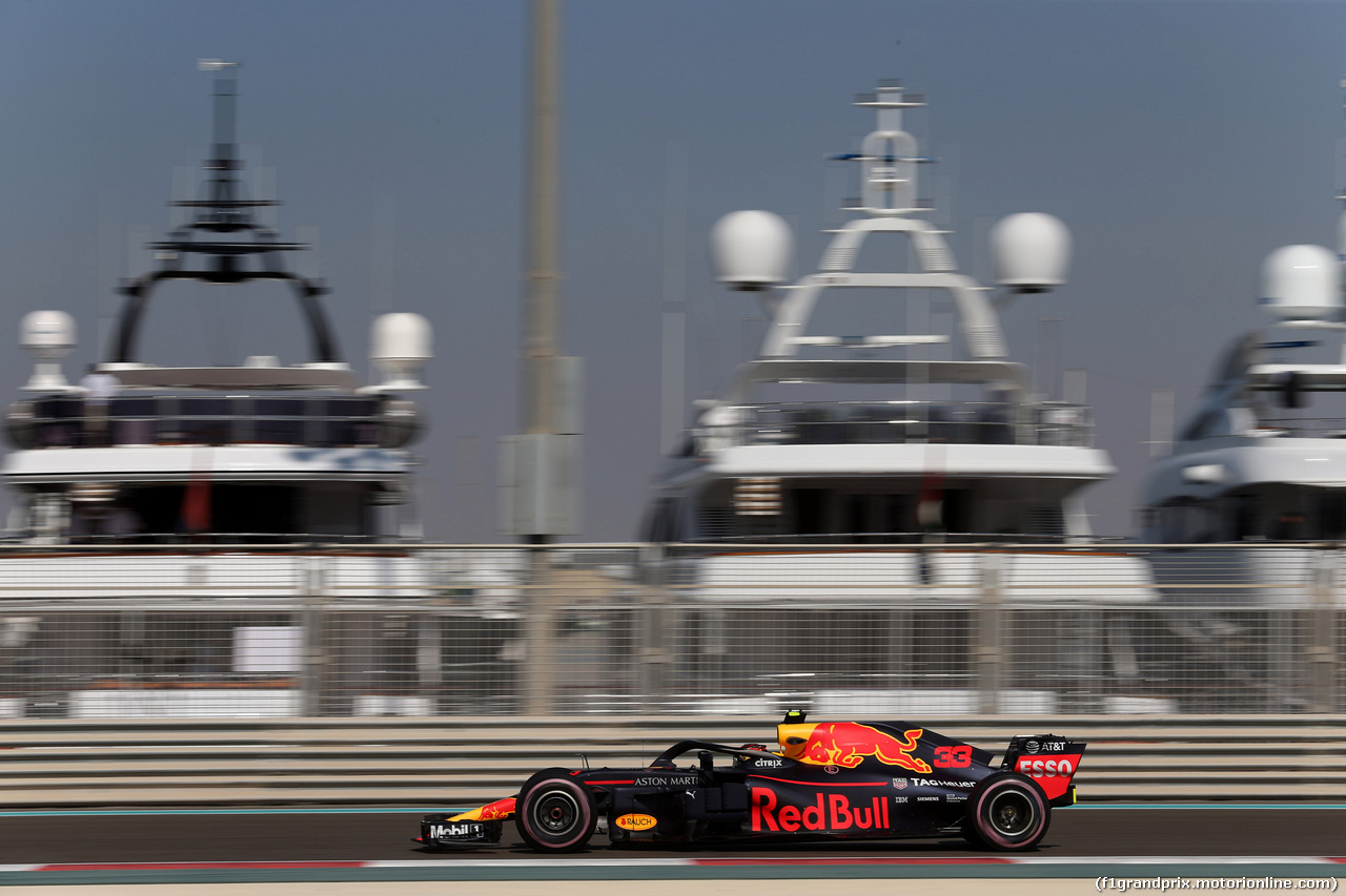 GP ABU DHABI, 23.11.2018 - Prove Libere 1, Max Verstappen (NED) Red Bull Racing RB14