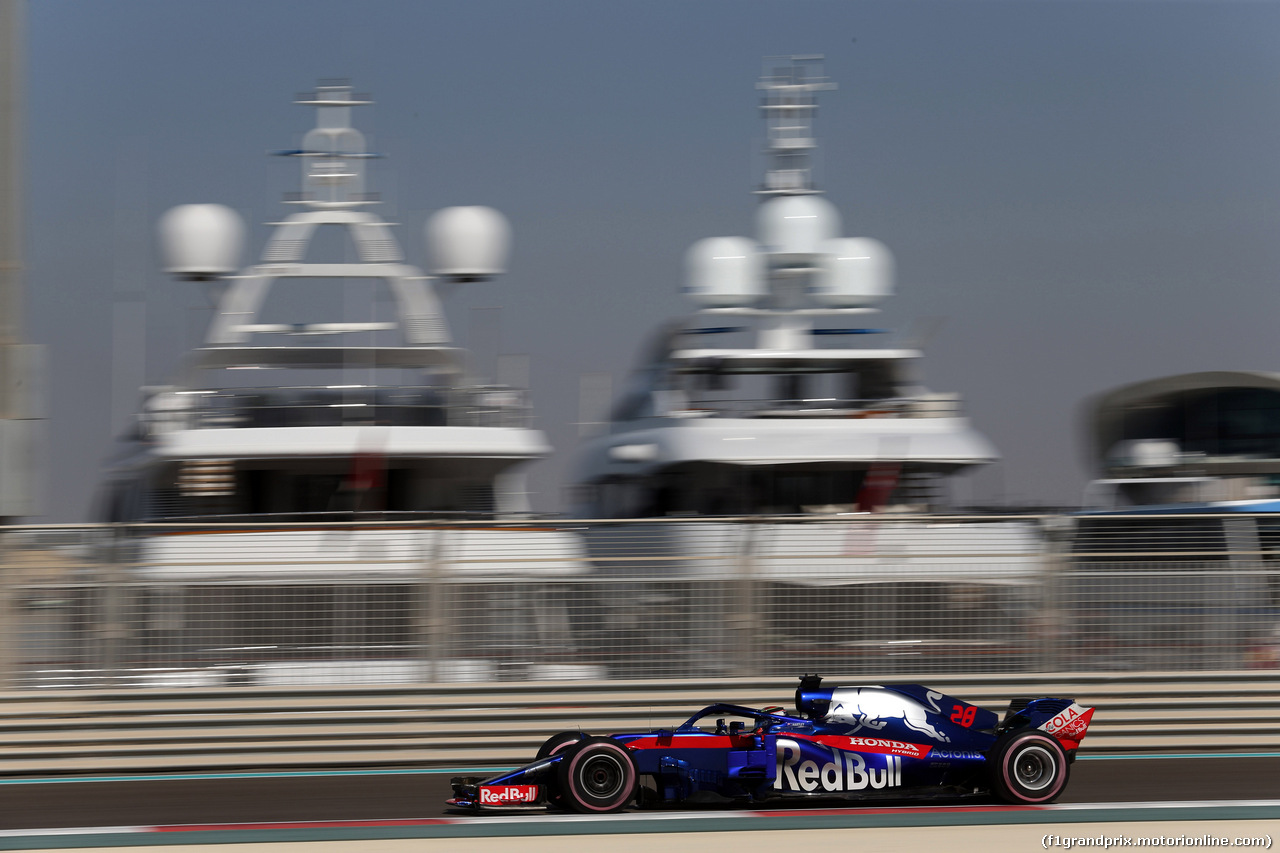 GP ABU DHABI, 23.11.2018 - Prove Libere 1, Brendon Hartley (NZL) Scuderia Toro Rosso STR13