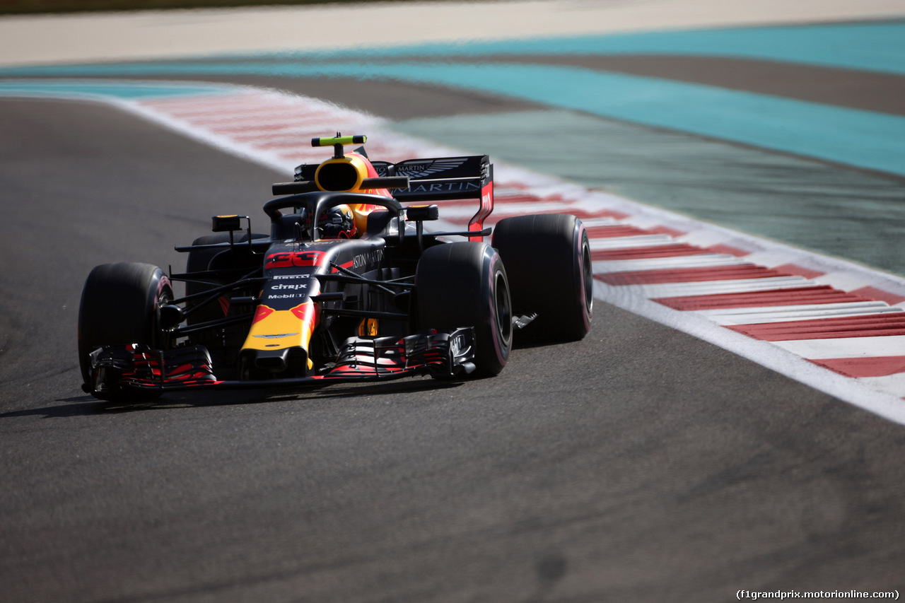 GP ABU DHABI, 23.11.2018 - Prove Libere 1, Max Verstappen (NED) Red Bull Racing RB14