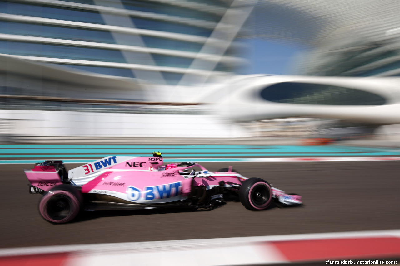 GP ABU DHABI, 23.11.2018 - Prove Libere 1, Esteban Ocon (FRA) Racing Point Force India F1 VJM11
