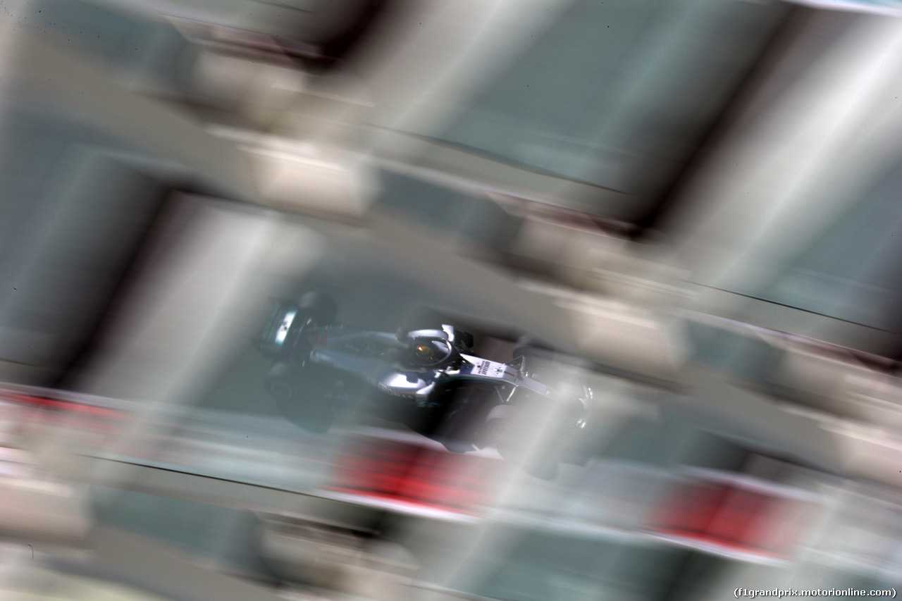 GP ABU DHABI, 23.11.2018 - Prove Libere 1, Lewis Hamilton (GBR) Mercedes AMG F1 W09