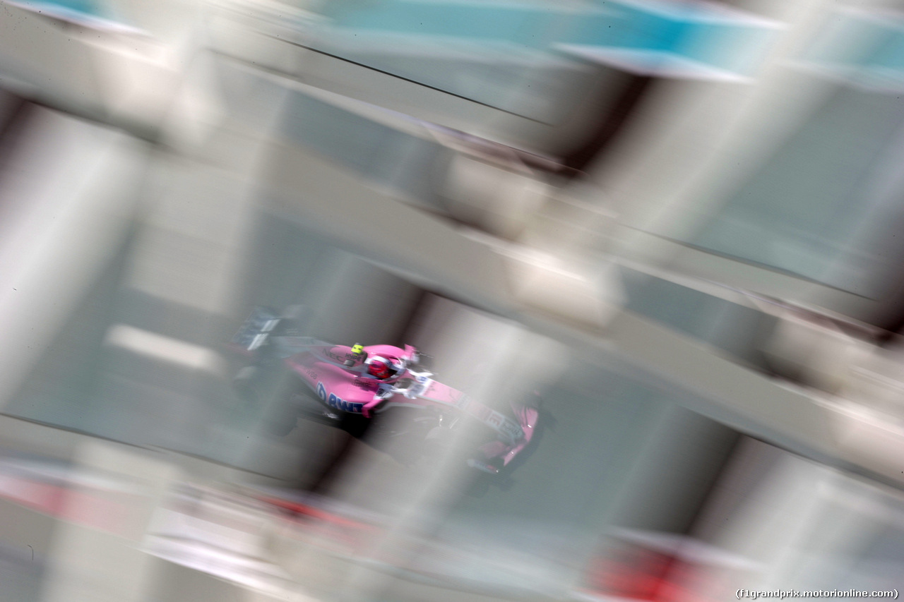 GP ABU DHABI, 23.11.2018 - Prove Libere 1, Esteban Ocon (FRA) Racing Point Force India F1 VJM11