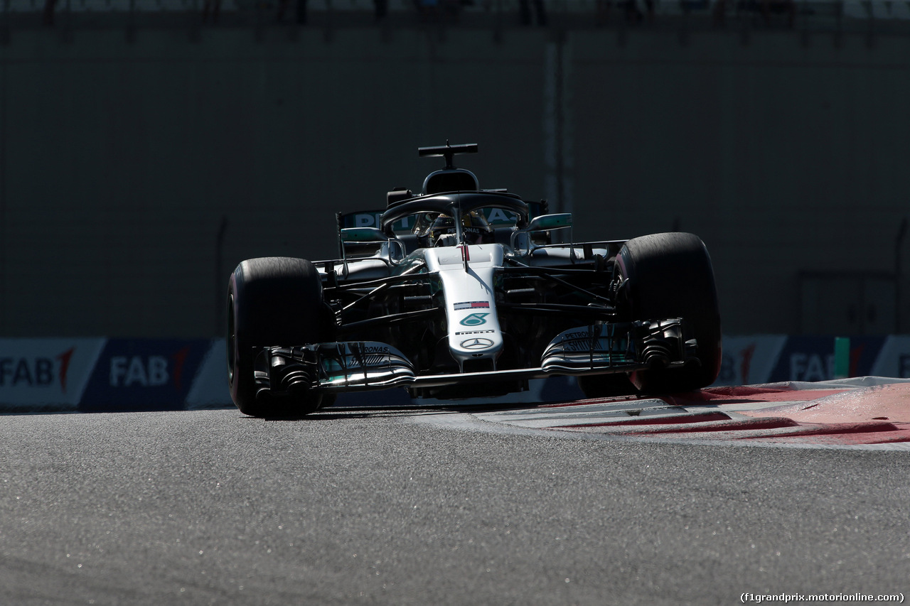 GP ABU DHABI, 23.11.2018 - Prove Libere 1, Lewis Hamilton (GBR) Mercedes AMG F1 W09