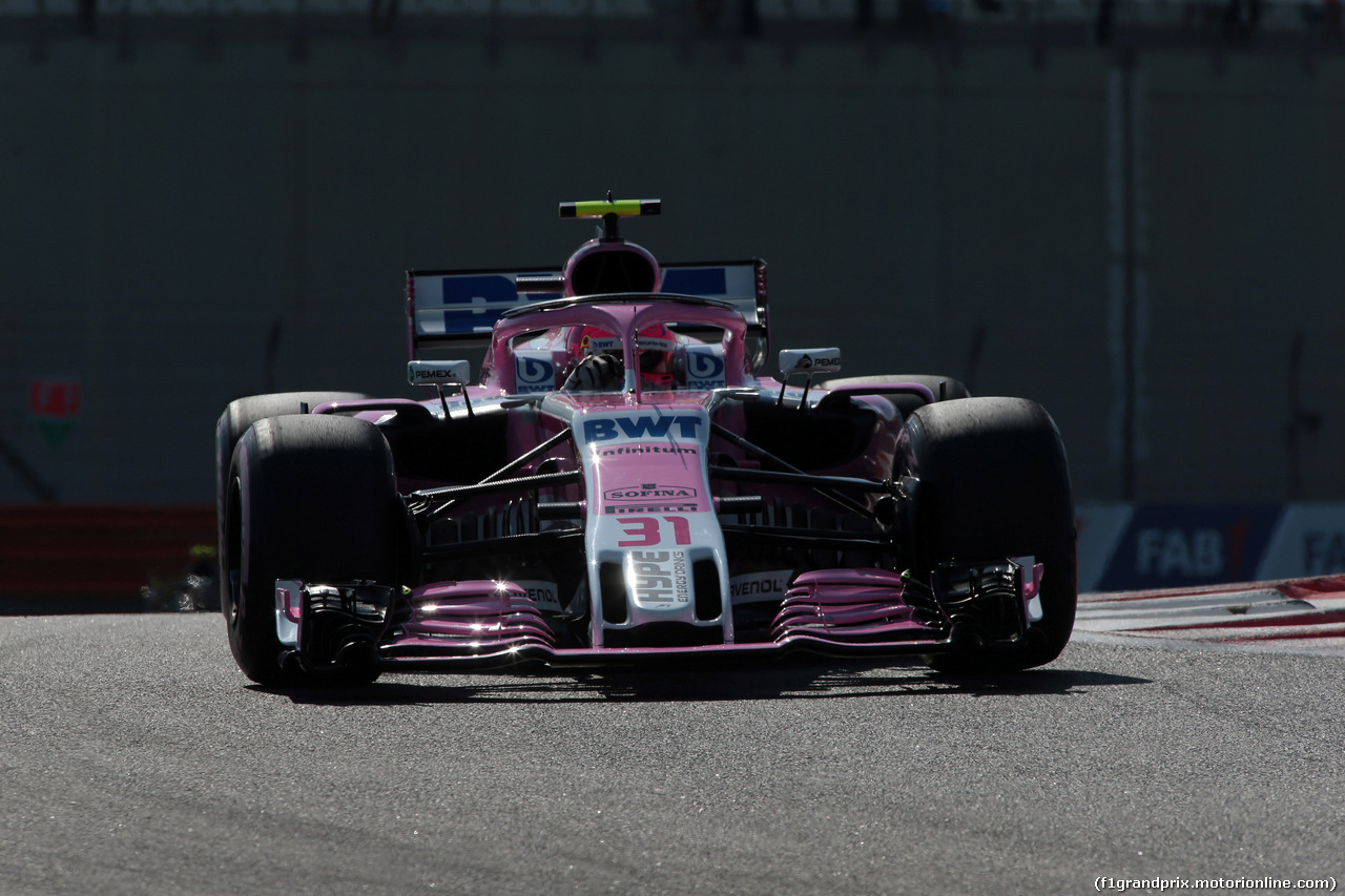 GP ABU DHABI, 23.11.2018 - Prove Libere 1, Esteban Ocon (FRA) Racing Point Force India F1 VJM11