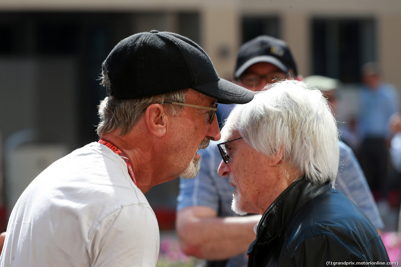 GP ABU DHABI, 23.11.2018 - Prove Libere 1, Eddie Jordan (GBR) e Bernie Ecclestone (GBR) e Bernie Ecclestone (GBR)