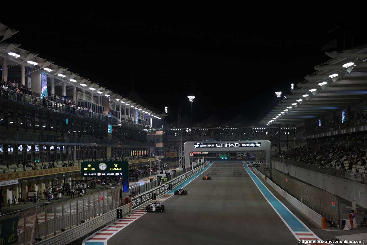GP ABU DHABI, 23.11.2018 - Prove Libere 2, Charles Leclerc (MON) Sauber C37
