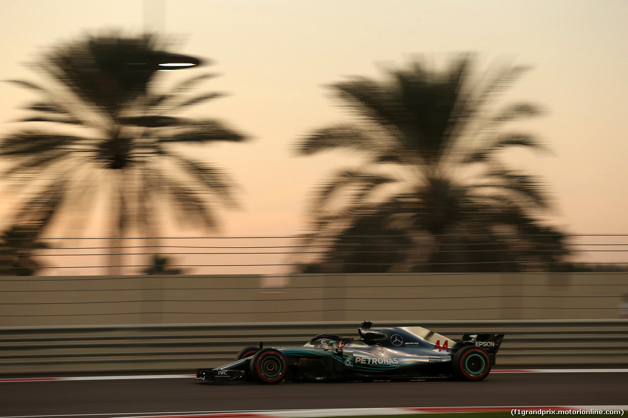 GP ABU DHABI, 23.11.2018 - Prove Libere 2, Lewis Hamilton (GBR) Mercedes AMG F1 W09
