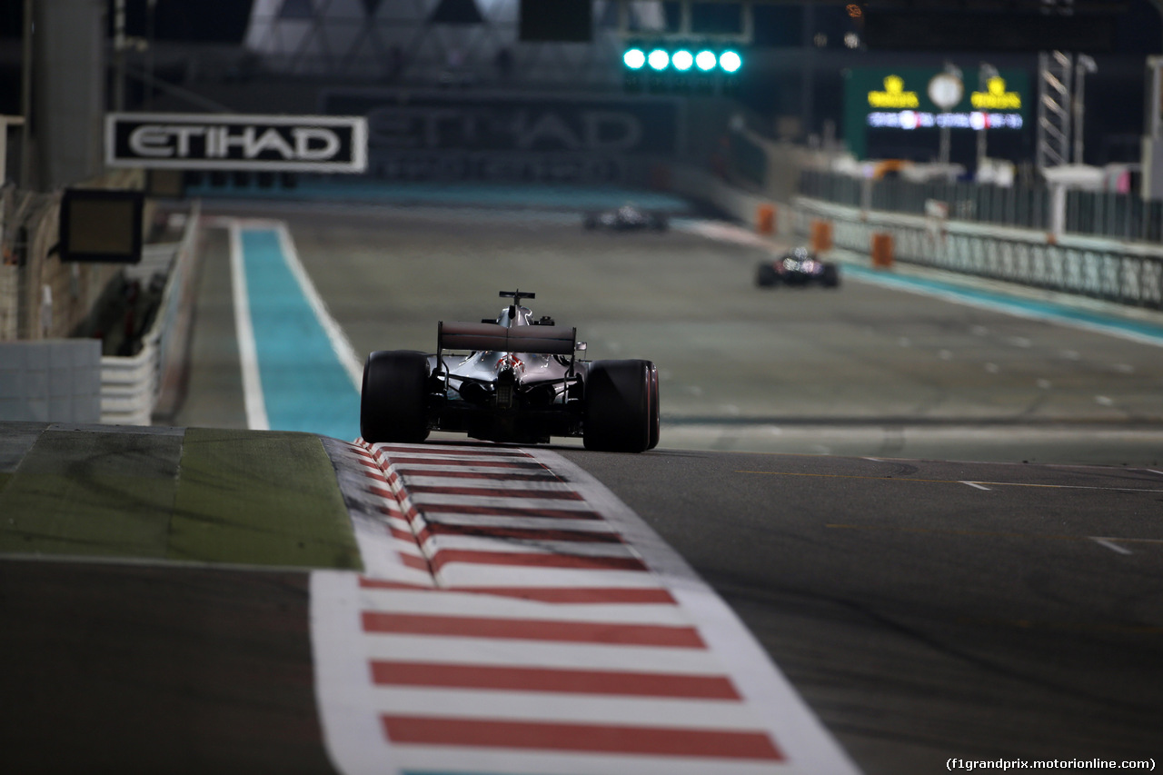 GP ABU DHABI, 23.11.2018 - Prove Libere 2, Lewis Hamilton (GBR) Mercedes AMG F1 W09