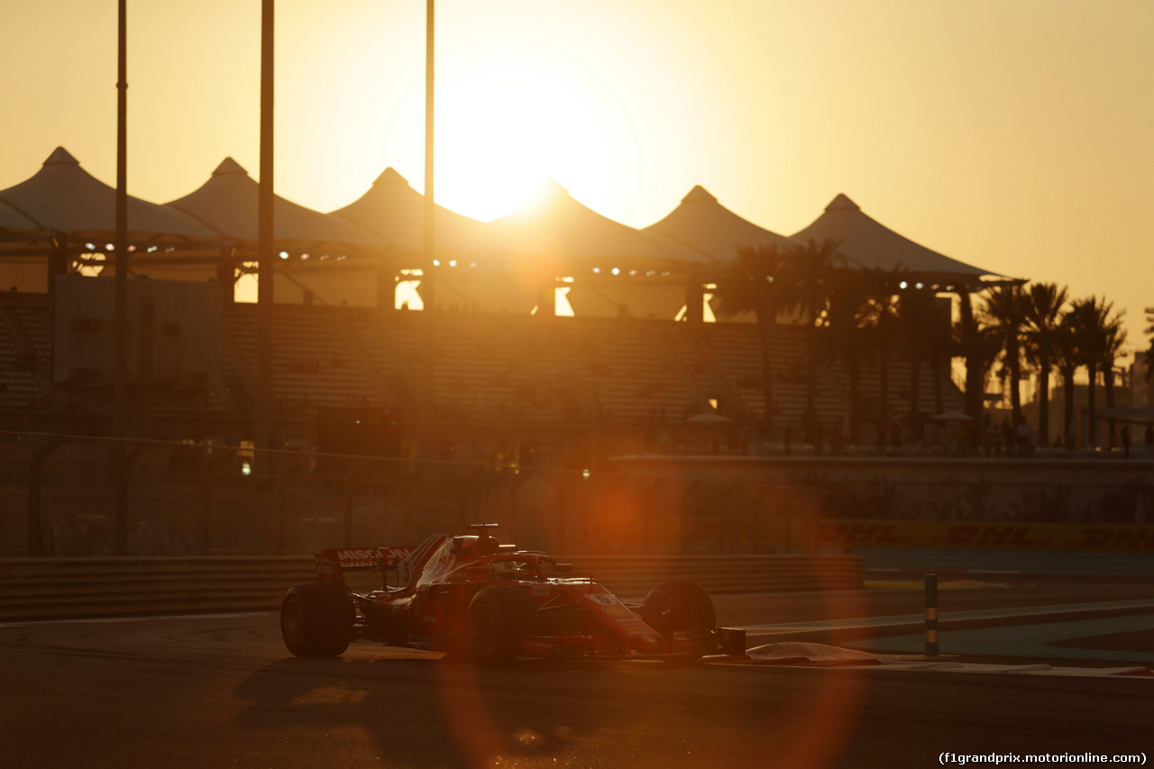 GP ABU DHABI, 23.11.2018 - Prove Libere 2, Sebastian Vettel (GER) Ferrari SF71H