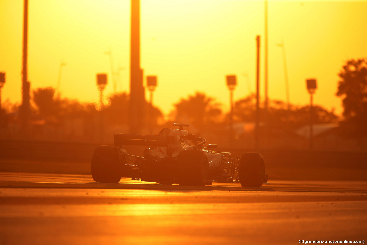 GP ABU DHABI, 23.11.2018 - Prove Libere 2, Lewis Hamilton (GBR) Mercedes AMG F1 W09