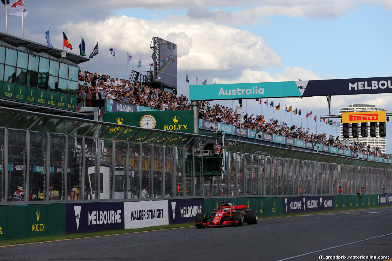 GP AUSTRALIA, 25.03.2018 - Gara, Sebastian Vettel (GER) Ferrari SF71H vincitore