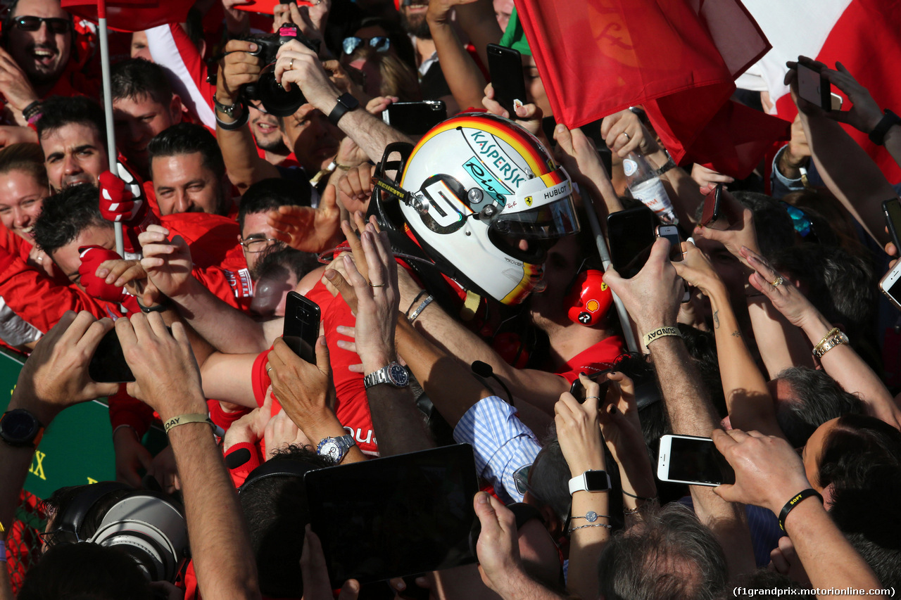 GP AUSTRALIA, 25.03.2018 - Gara, Sebastian Vettel (GER) Ferrari SF71H vincitore