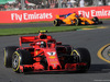 GP AUSTRALIA, 25.03.2018 - Gara, Kimi Raikkonen (FIN) Ferrari SF71H davanti a Fernando Alonso (ESP) McLaren MCL33