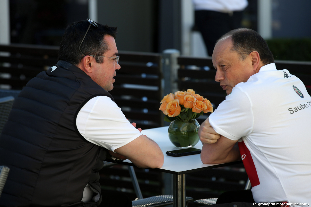 GP AUSTRALIA, 22.03.2018 - (L-R) Eric Boullier (FRA) McLaren Racing Director e Frederic Vasseur (FRA) Sauber Team Principal