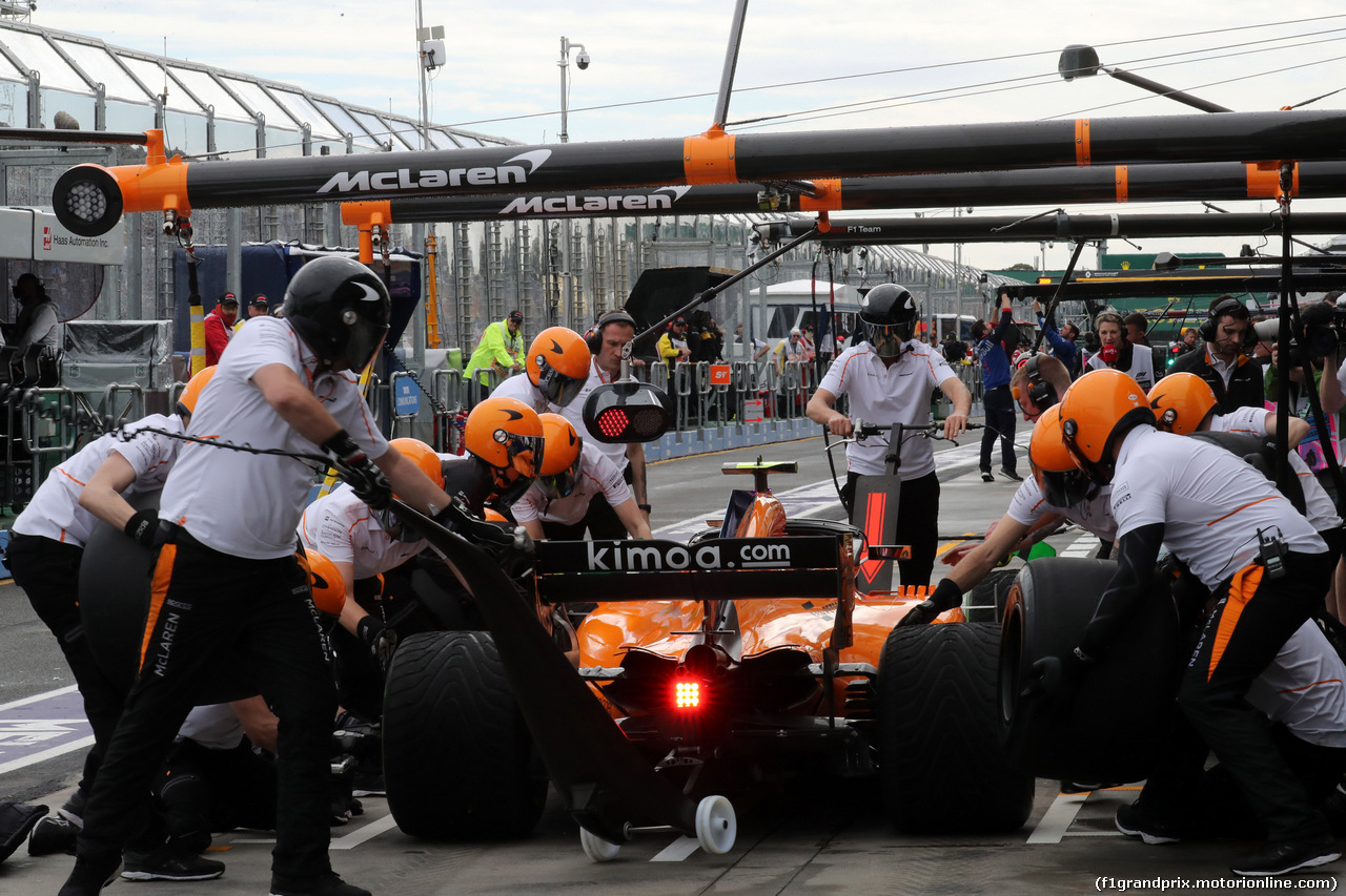 GP AUSTRALIA, 24.03.2018 - Prove Libere 3, Stoffel Vandoorne (BEL) McLaren MCL33