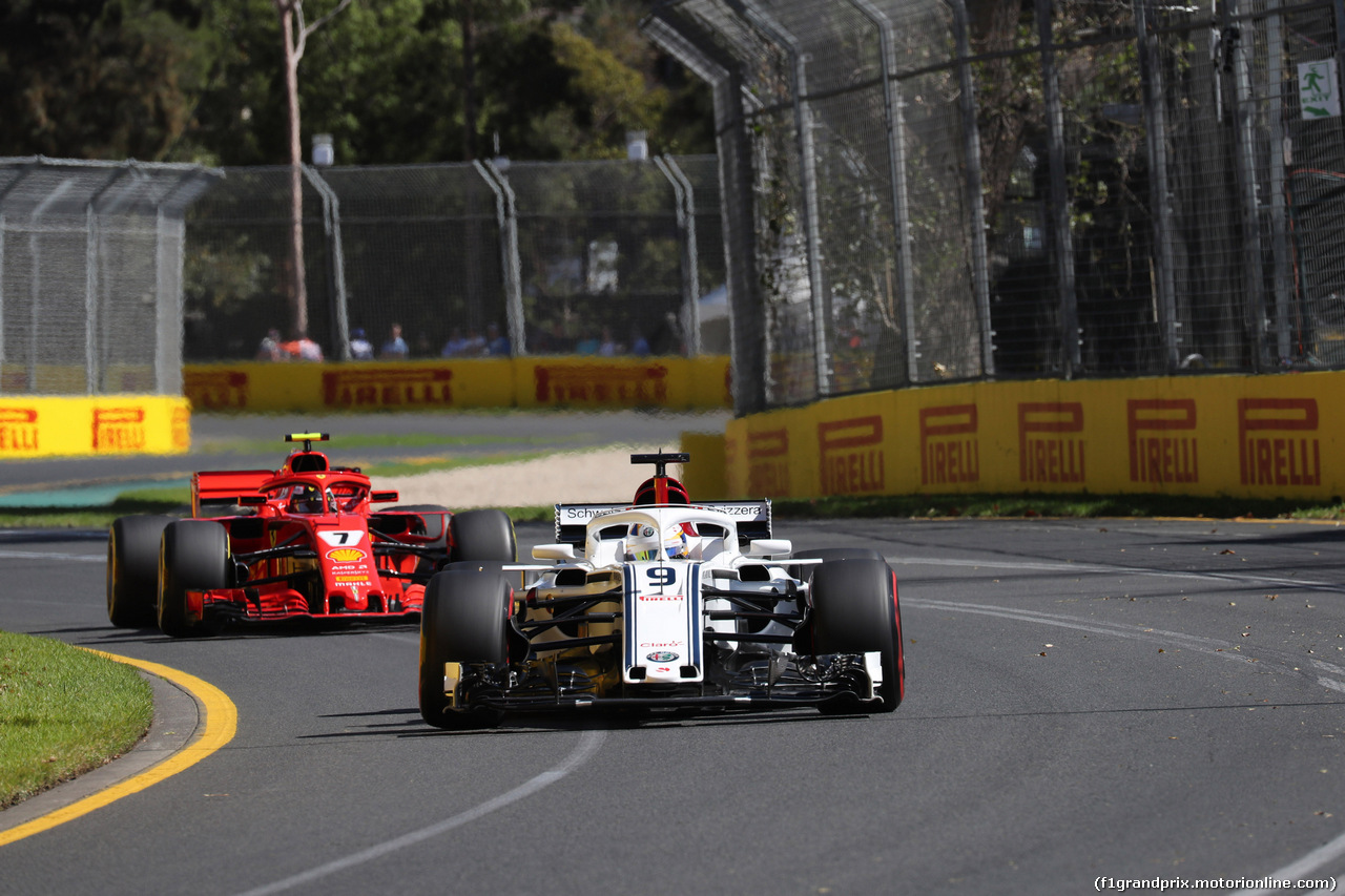 GP AUSTRALIA, 23.03.2018 - Prove Libere 1, Marcus Ericsson (SUE) Sauber C37 e Kimi Raikkonen (FIN) Ferrari SF71H