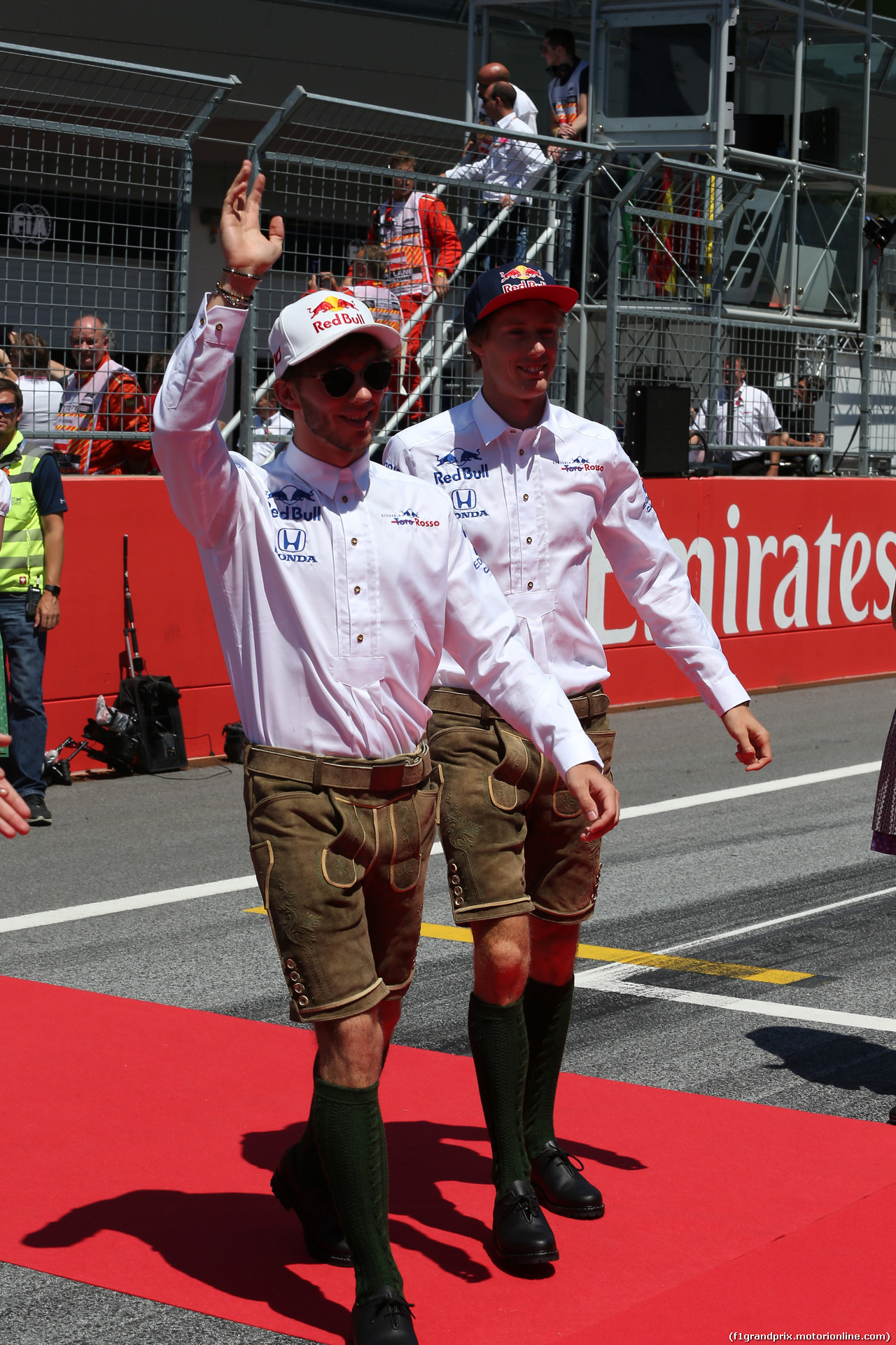 GP AUSTRIA, 01.07.2018- Pierre Gasly (FRA) Scuderia Toro Rosso STR13 e Brendon Hartley (FRA) Scuderia Toro Rosso STR13