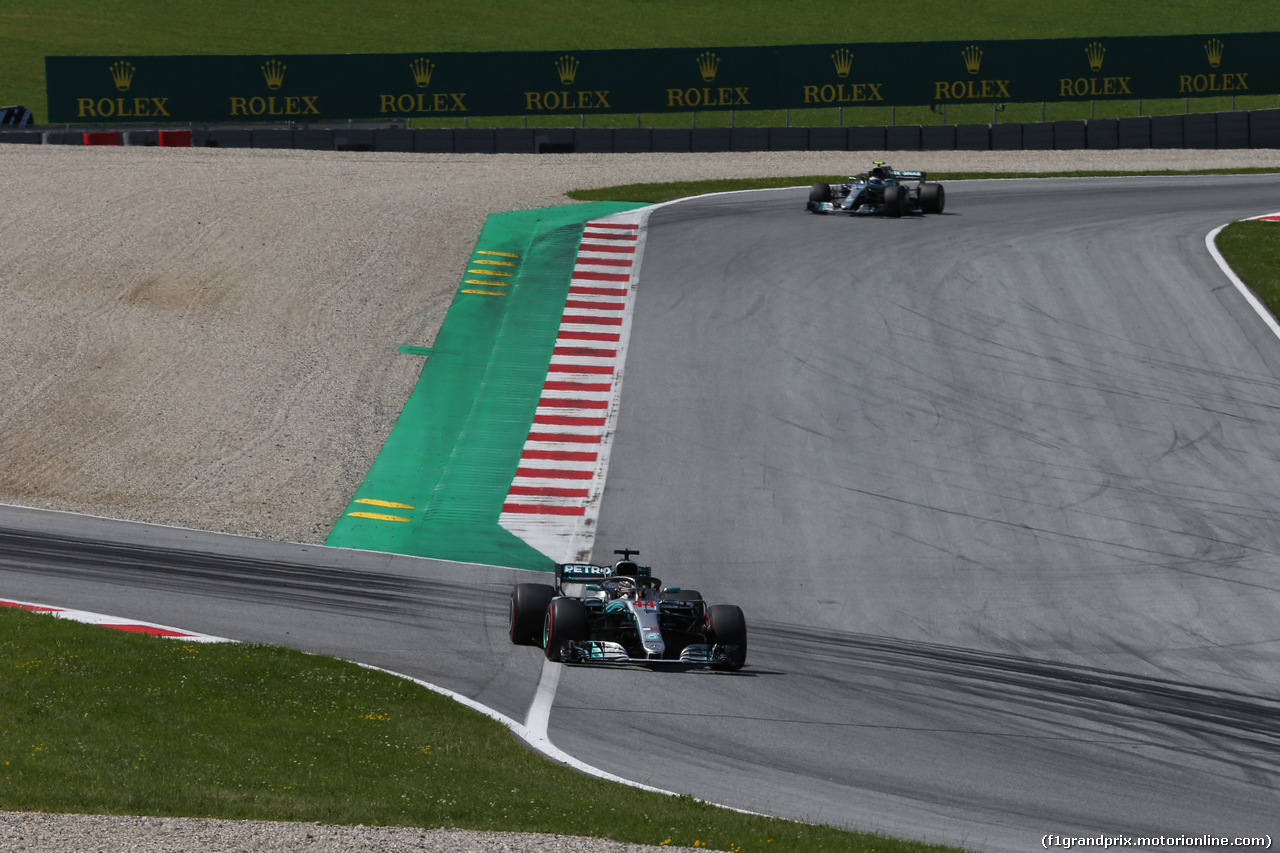 GP AUSTRIA, 01.07.2018- race, Lewis Hamilton (GBR) Mercedes AMG F1 W09