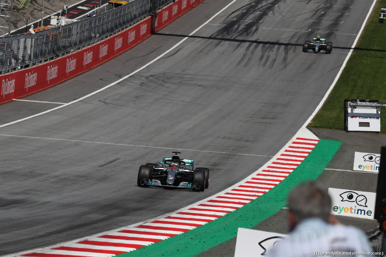 GP AUSTRIA, 01.07.2018- race, Lewis Hamilton (GBR) Mercedes AMG F1 W09
