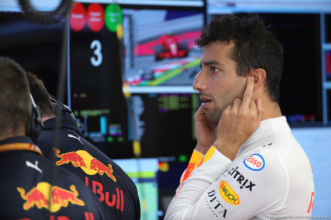 GP AUSTRIA, 30.06.2018- Prove Libere 3, Daniel Ricciardo (AUS) Red Bull Racing RB14