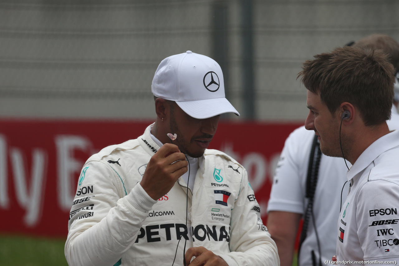 GP AUSTRIA, 30.06.2018- Qualifiche, Festeggiamenti in parc fermee, 2rd place Lewis Hamilton (GBR) Mercedes AMG F1 W09
