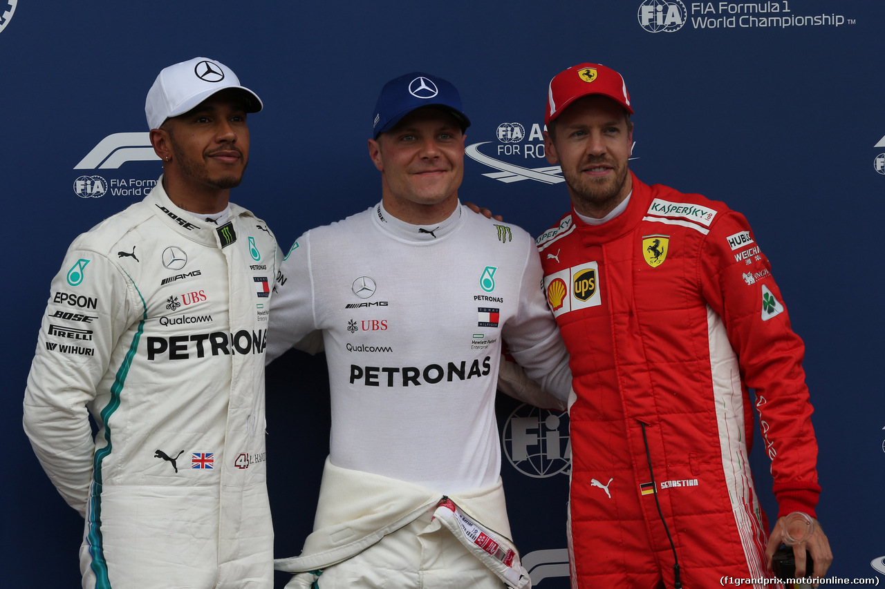 GP AUSTRIA, 30.06.2018- Qualifiche, Festeggiamenti in parc fermee, Pole Position Valtteri Bottas (FIN) Mercedes AMG F1 W09 2nd place Lewis Hamilton (GBR) Mercedes AMG F1 W09  e 3rd place Sebastian Vettel (GER) Ferrari SF71H
