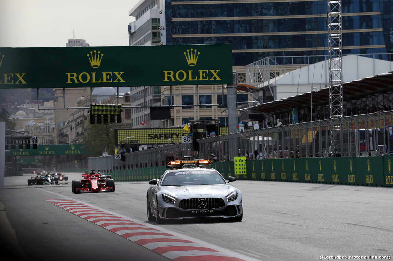 GP AZERBAIJAN, 29.04.2018 - Gara, The Safety car e Sebastian Vettel (GER) Ferrari SF71H