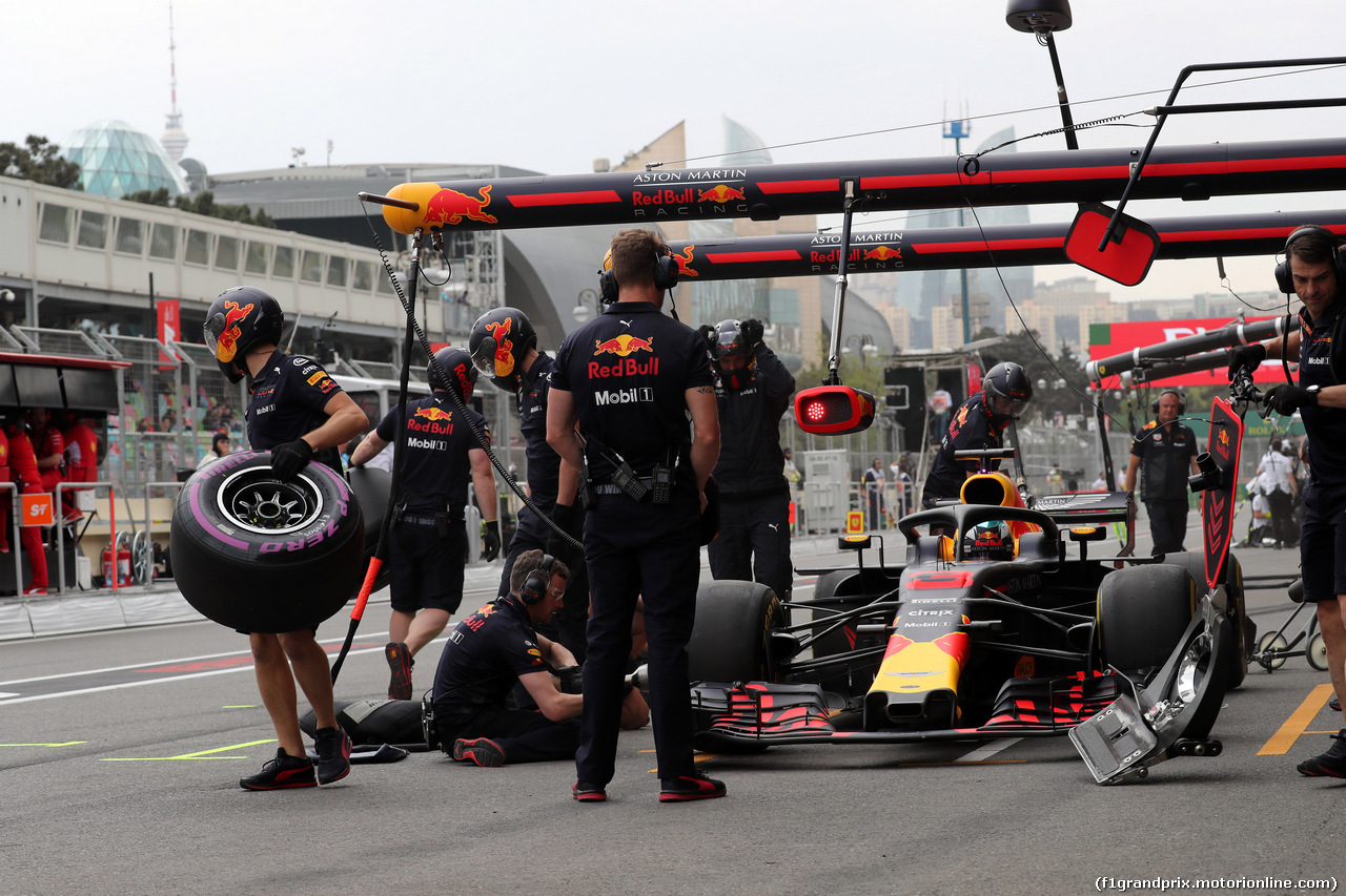 GP AZERBAIJAN, 28.04.2018 - Prove Libere 3, Daniel Ricciardo (AUS) Red Bull Racing RB14