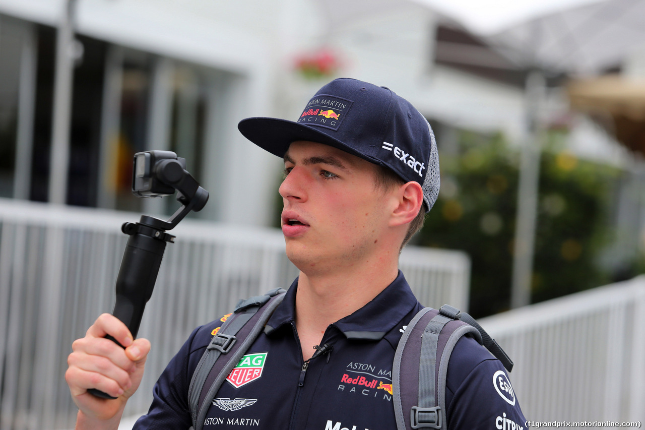 GP AZERBAIJAN, 28.04.2018 - Max Verstappen (NED) Red Bull Racing RB14