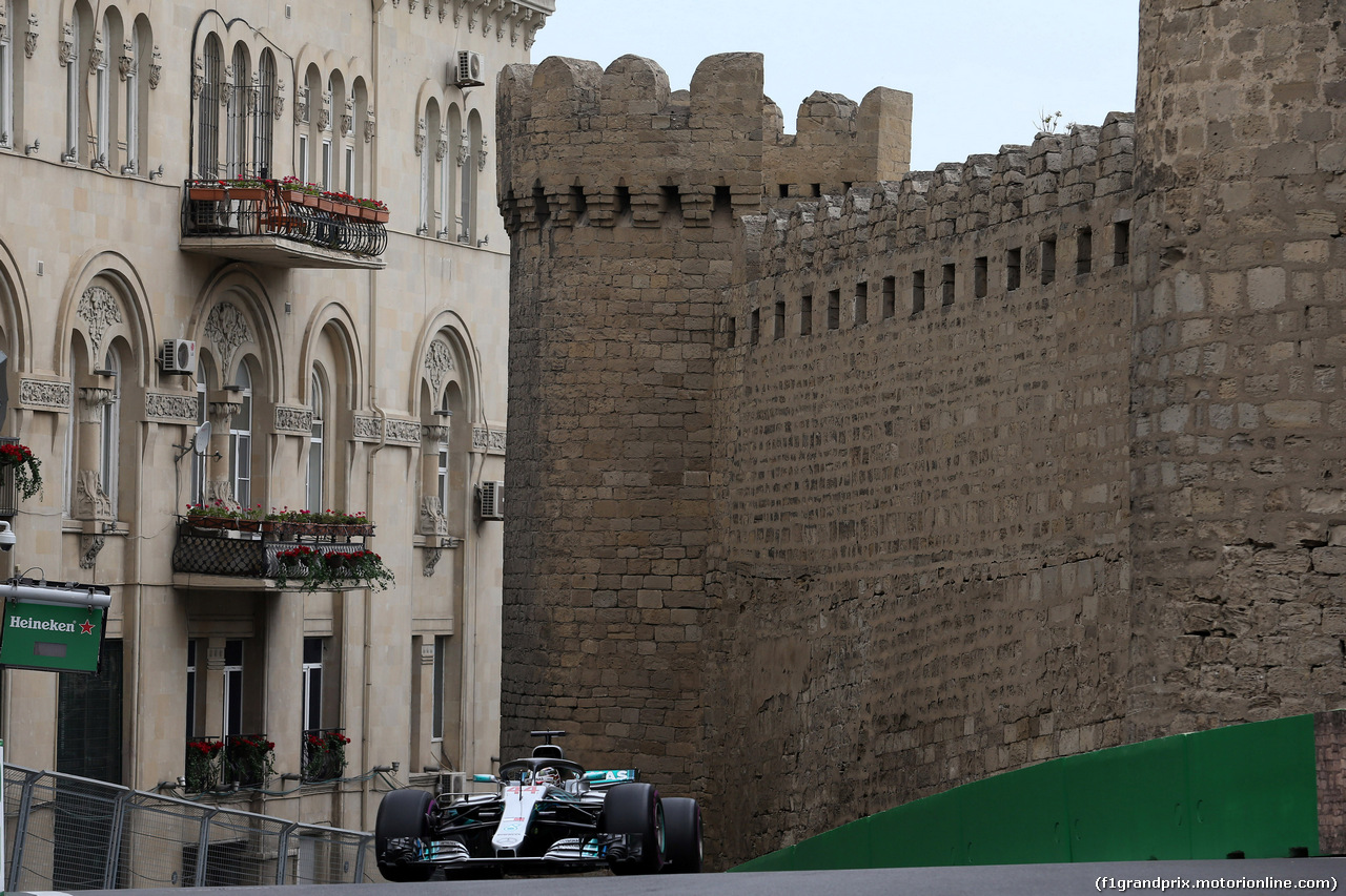 GP AZERBAIJAN, 28.04.2018 - Prove Libere 3, Lewis Hamilton (GBR) Mercedes AMG F1 W09