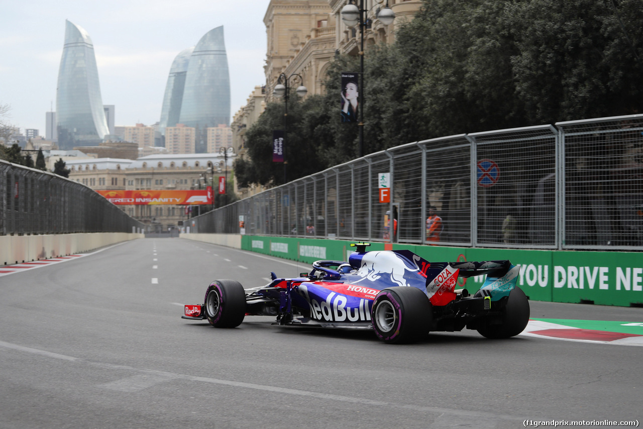 GP AZERBAIJAN, 28.04.2018 - Qualifiche, Pierre Gasly (FRA) Scuderia Toro Rosso STR13