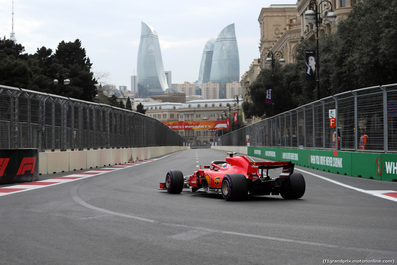 GP AZERBAIJAN, 28.04.2018 - Qualifiche, Kimi Raikkonen (FIN) Ferrari SF71H