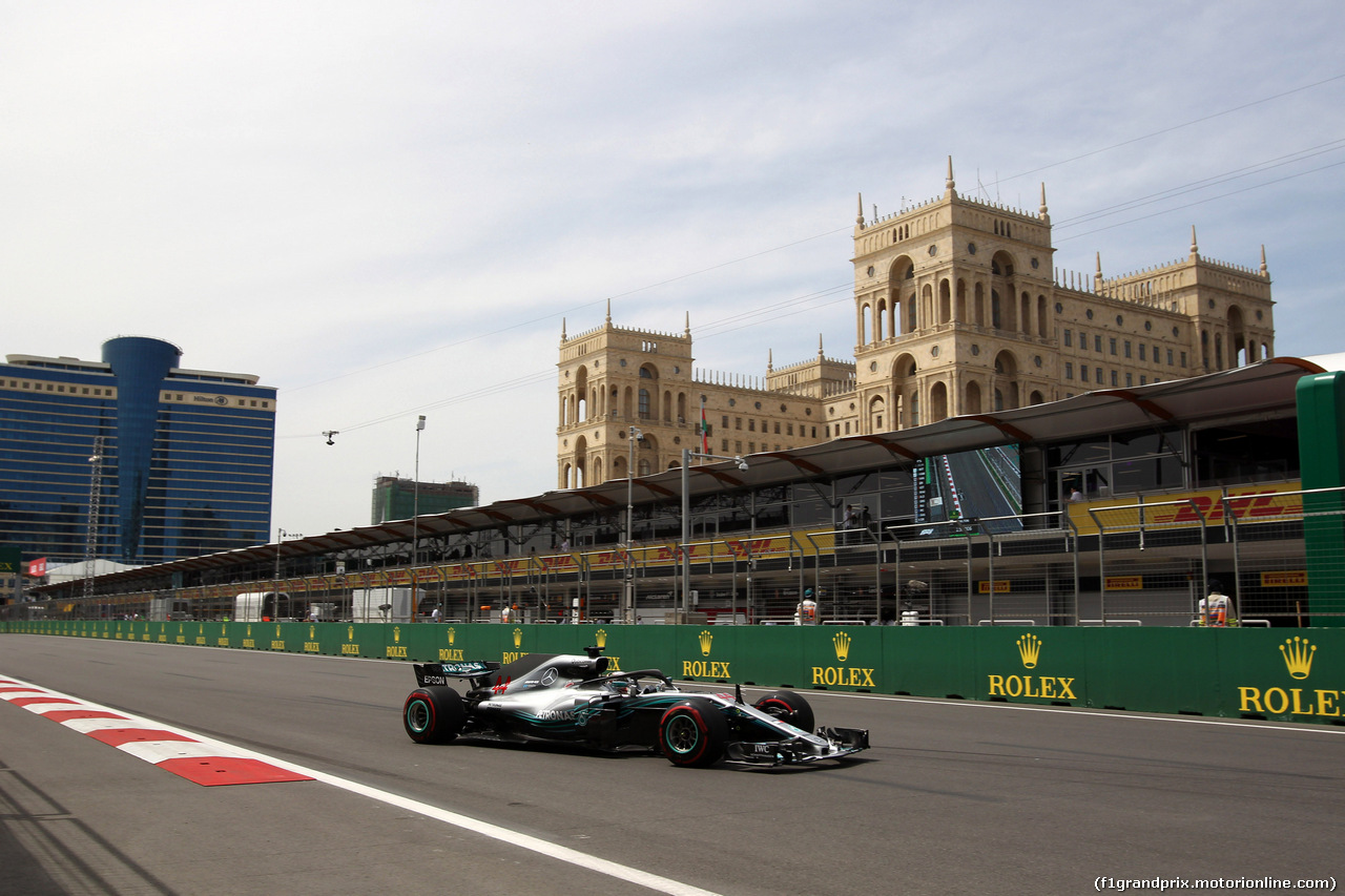 GP AZERBAIJAN, 27.04.2018 - Prove Libere 1, Lewis Hamilton (GBR) Mercedes AMG F1 W09