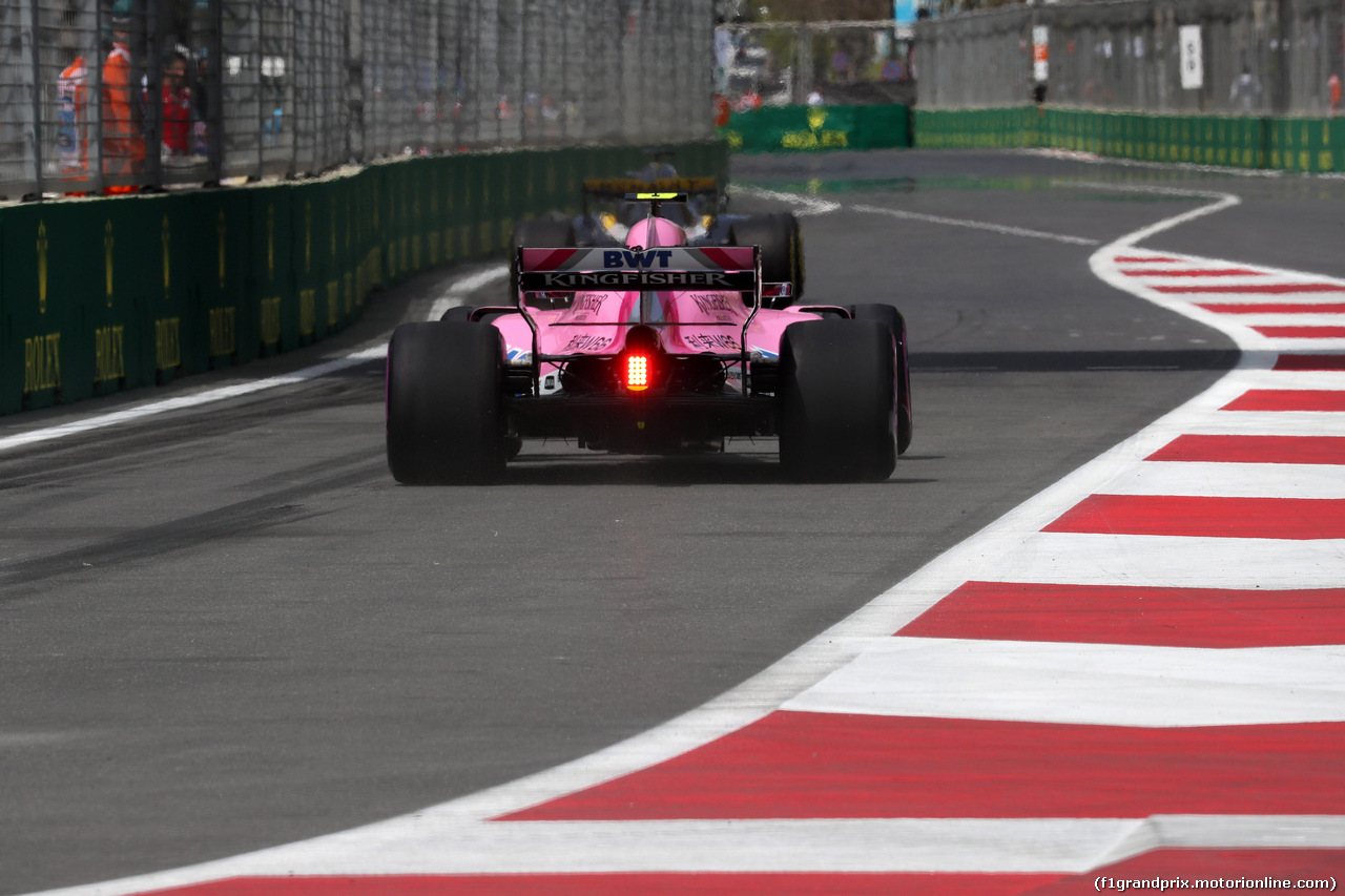 GP AZERBAIJAN, 27.04.2018 - Prove Libere 1, Esteban Ocon (FRA) Sahara Force India F1 VJM11