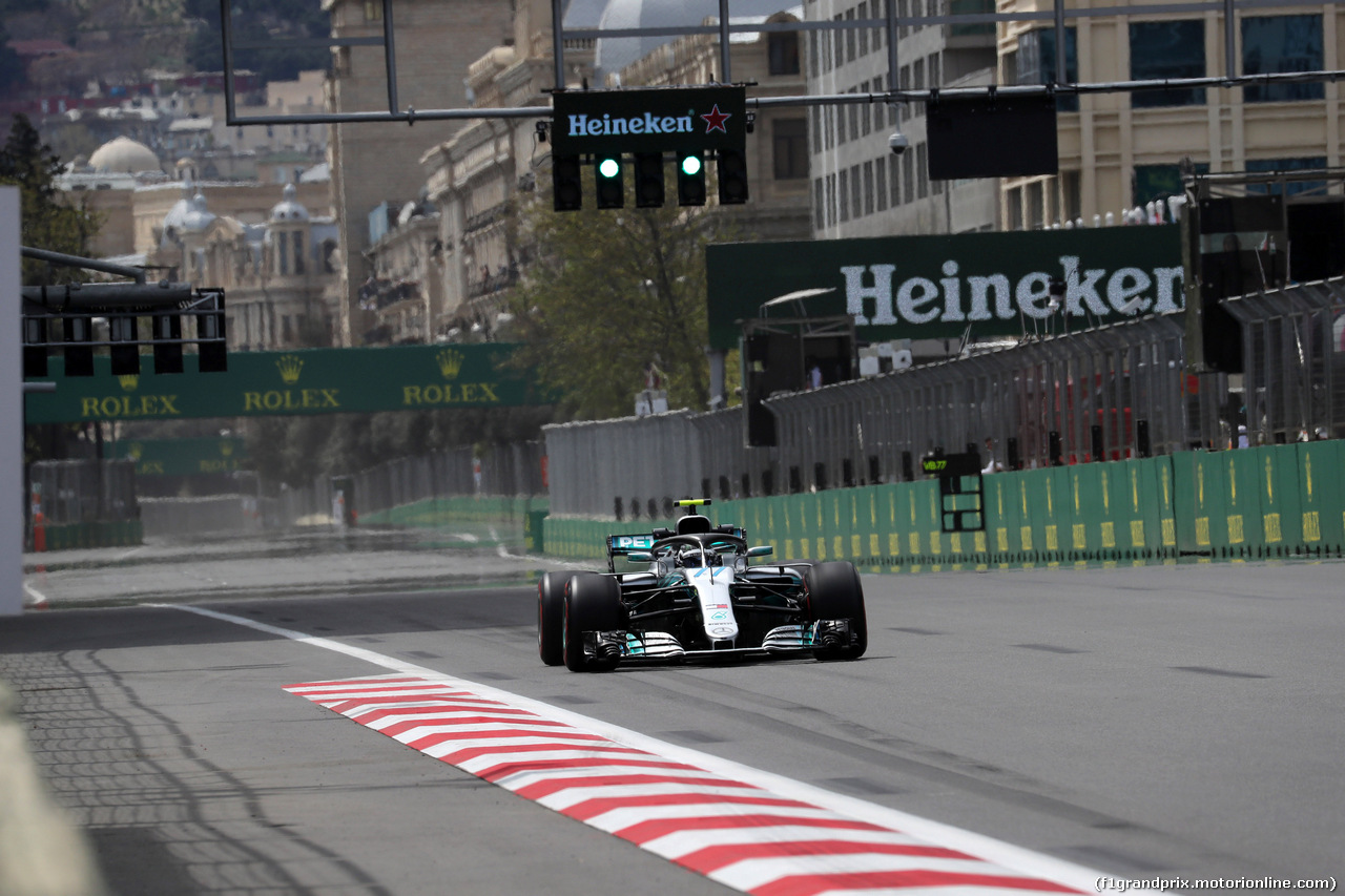 GP AZERBAIJAN, 27.04.2018 - Prove Libere 1, Valtteri Bottas (FIN) Mercedes AMG F1 W09