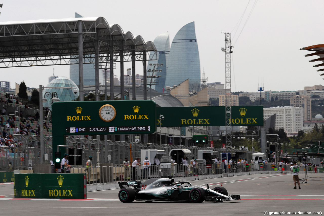 GP AZERBAIJAN, 27.04.2018 - Prove Libere 1, Lewis Hamilton (GBR) Mercedes AMG F1 W09