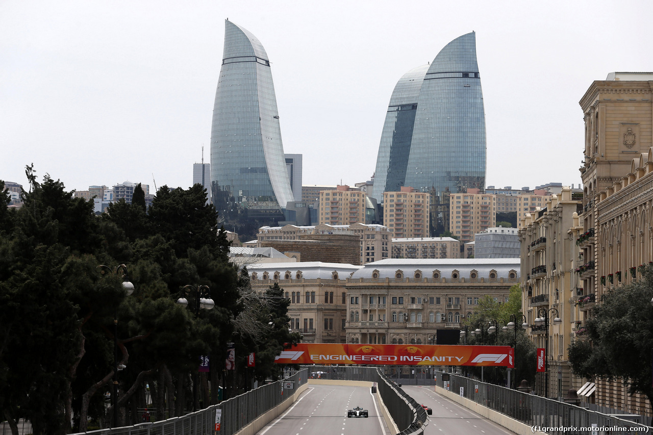 GP AZERBAIJAN, 27.04.2018 - Prove Libere 1, Lewis Hamilton (GBR) Mercedes AMG F1 W09