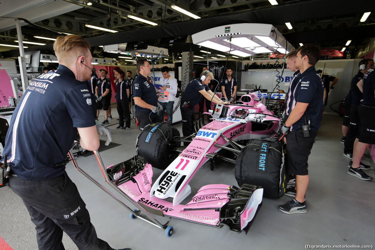 GP AZERBAIJAN, 27.04.2018 - Prove Libere 1, Sergio Perez (MEX) Sahara Force India F1 VJM011