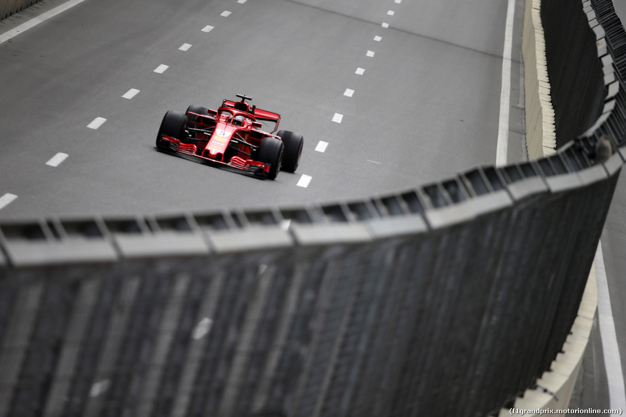 GP AZERBAIJAN, 27.04.2018 - Prove Libere 1, Sebastian Vettel (GER) Ferrari SF71H