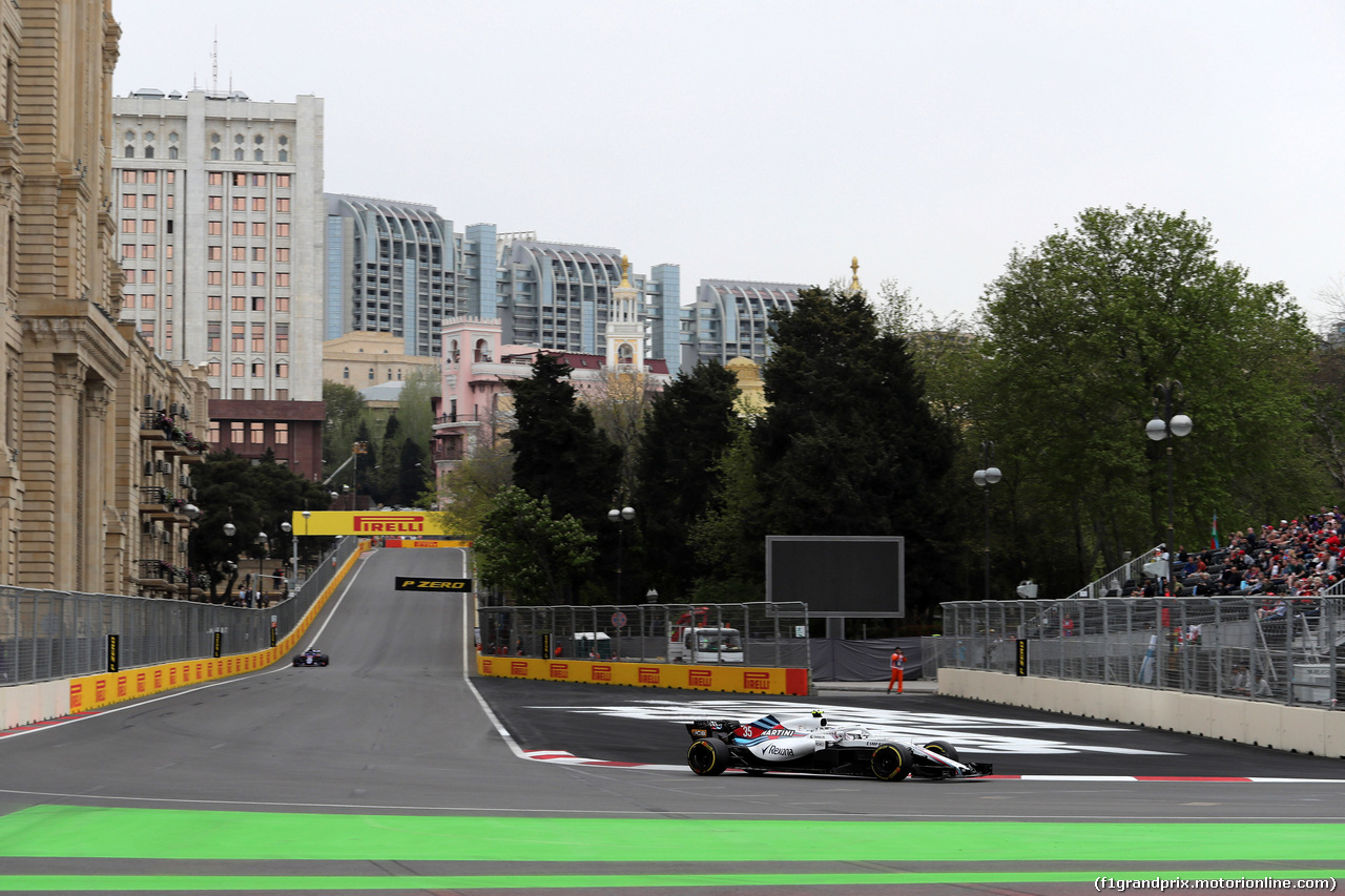 GP AZERBAIJAN, 27.04.2018 - Prove Libere 2, Sergey Sirotkin (RUS) Williams FW41